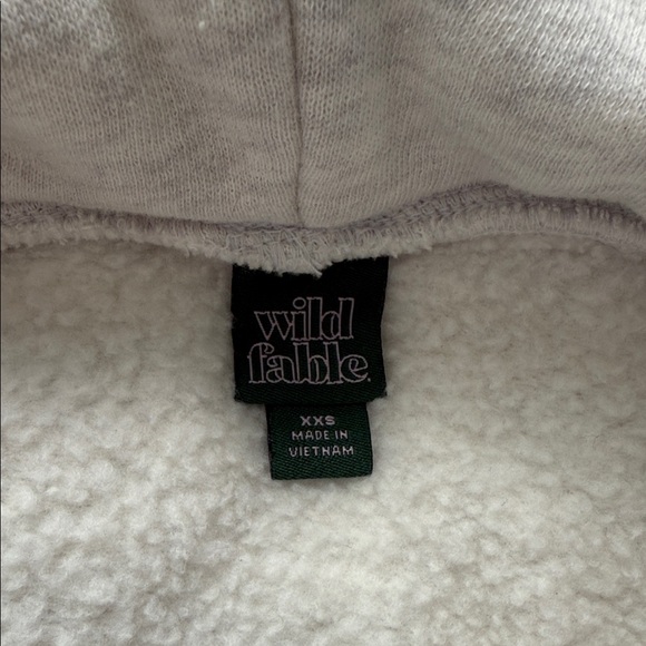 Wild Fable Light Gray Hoodie - Picture 4 of 4